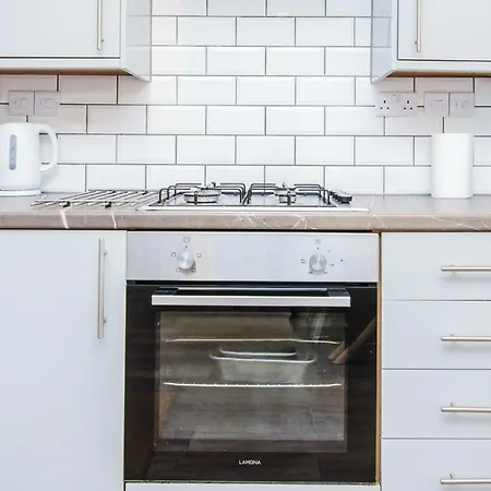 Fantastic Near Eastville Park Bristol